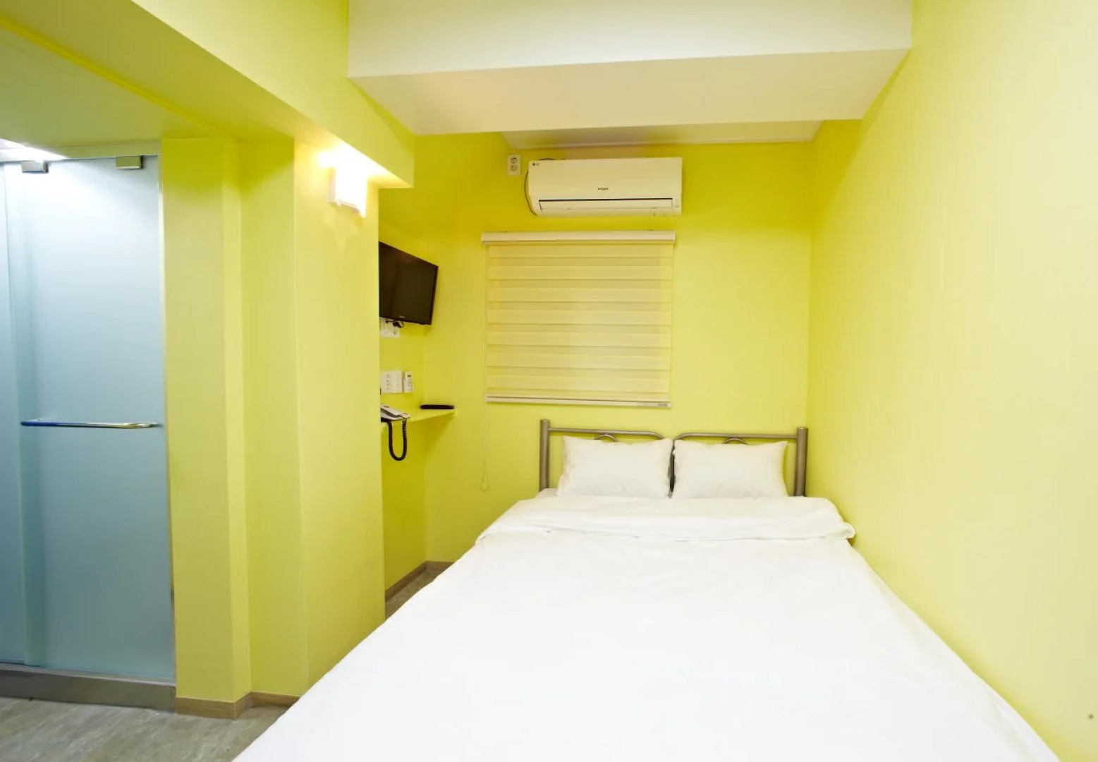 Rainbow Hotel Myeongdong