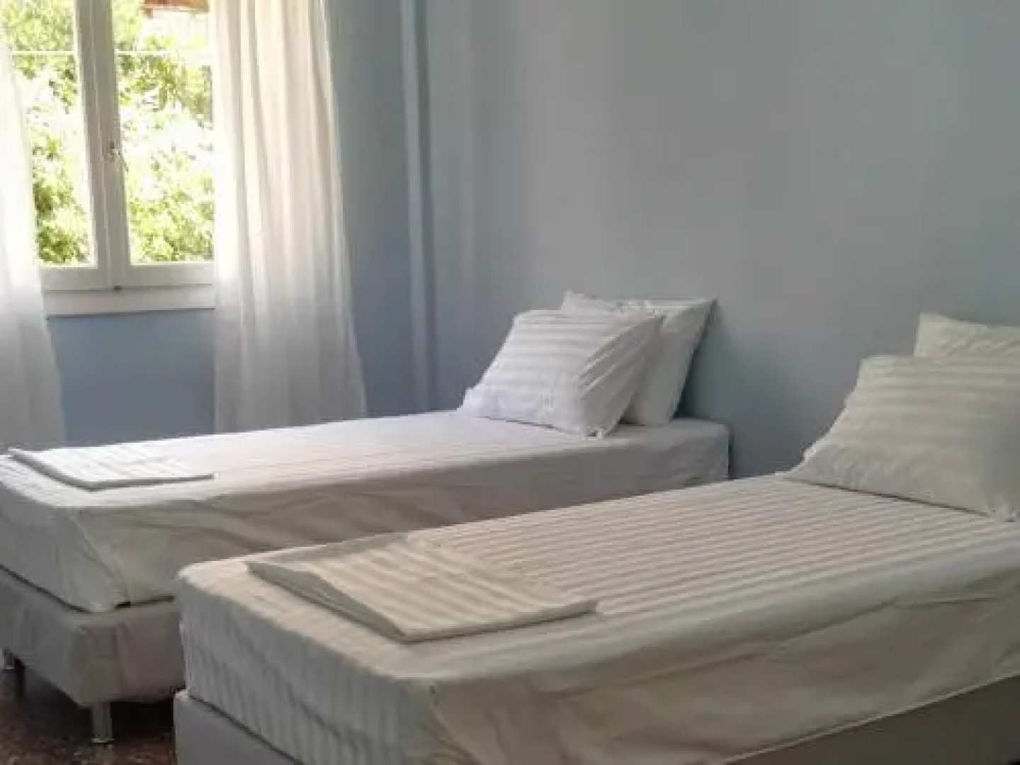 Paris Spacious Beach Apartment