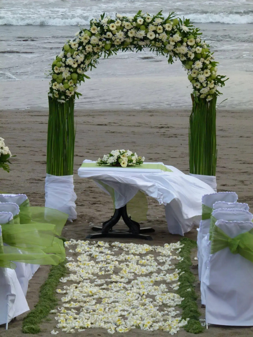 Legong Keraton Beach Hotel