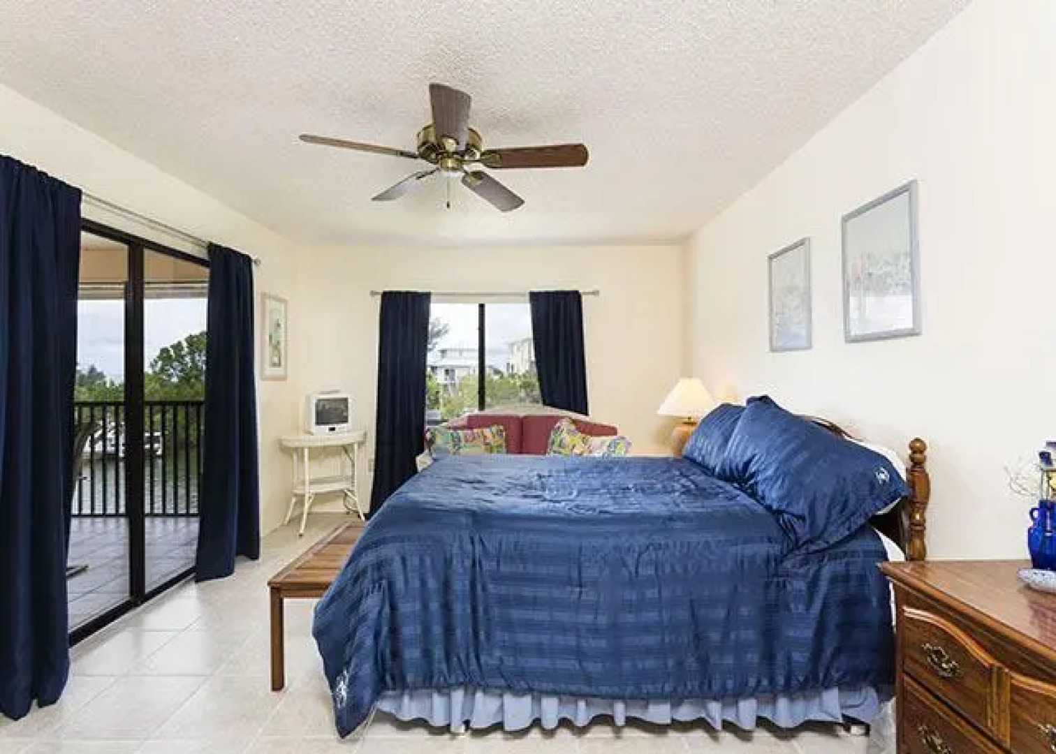 Castaway Cove 3B by Vacation Rental Pros