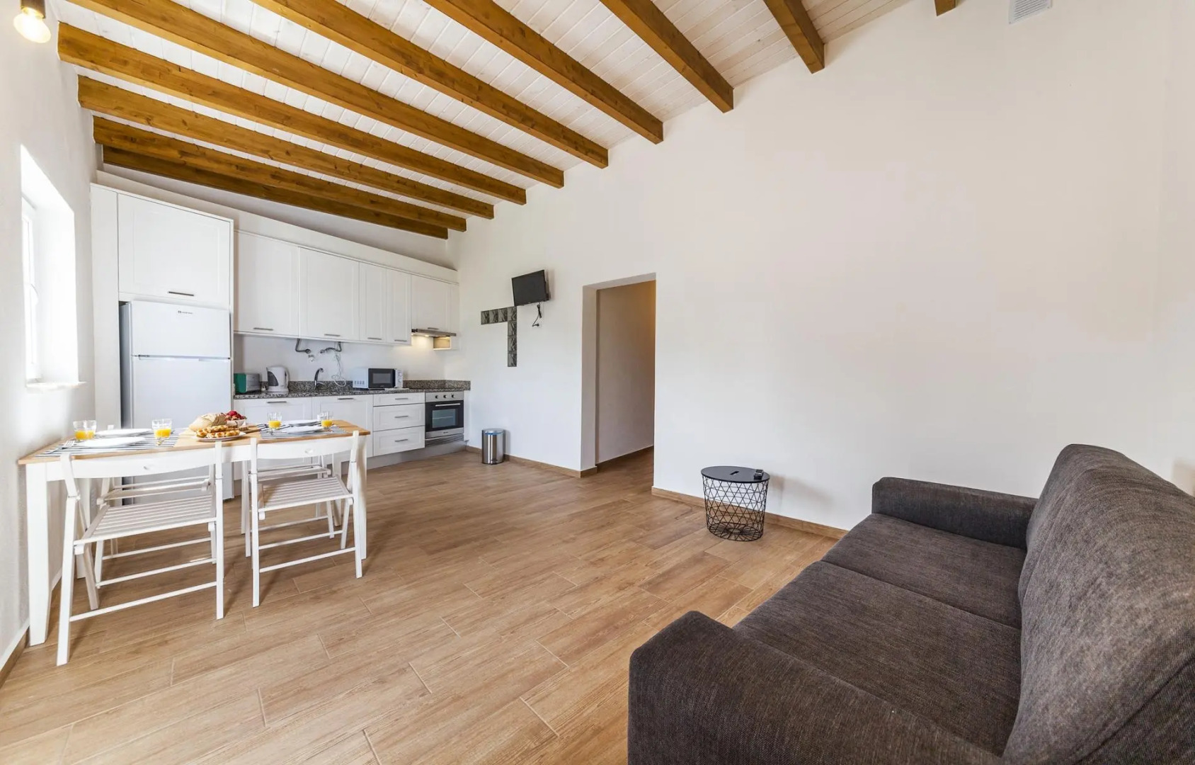 I 5 - 3 Bed Apartment in St. Johns Countryside Getaway