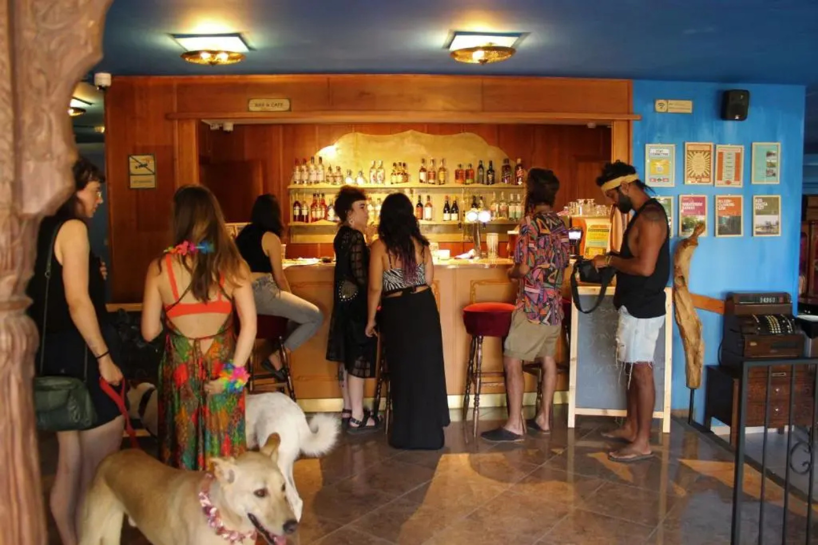 Mantur Metula by Selina