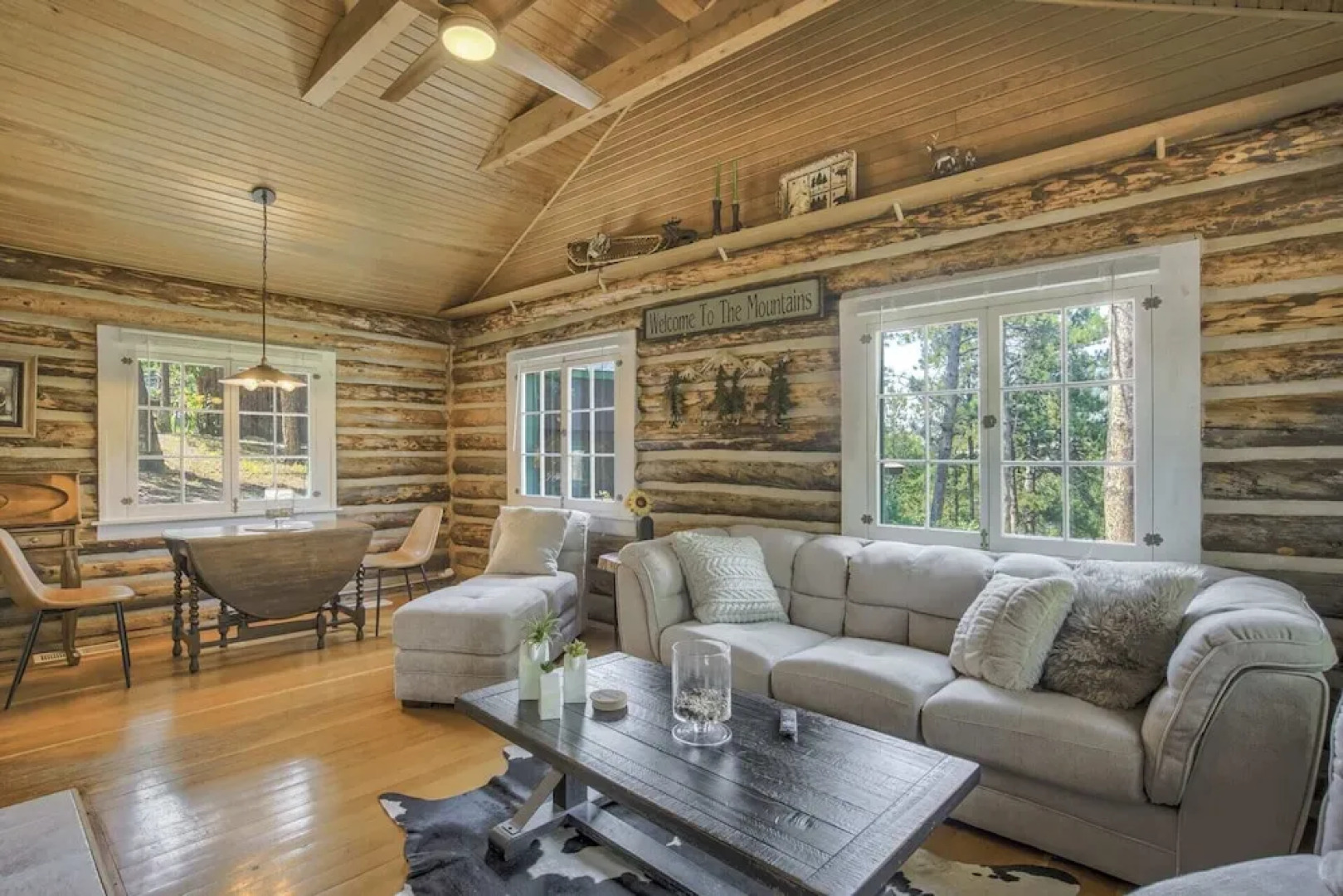 Wine Gazebopikes Peak Mountain Log Cabin for 2