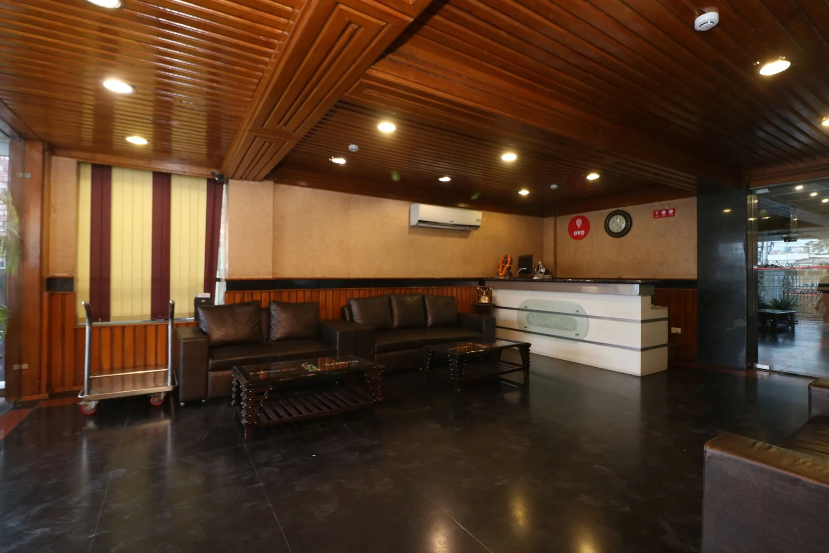 OYO 9978 Hotel Calista