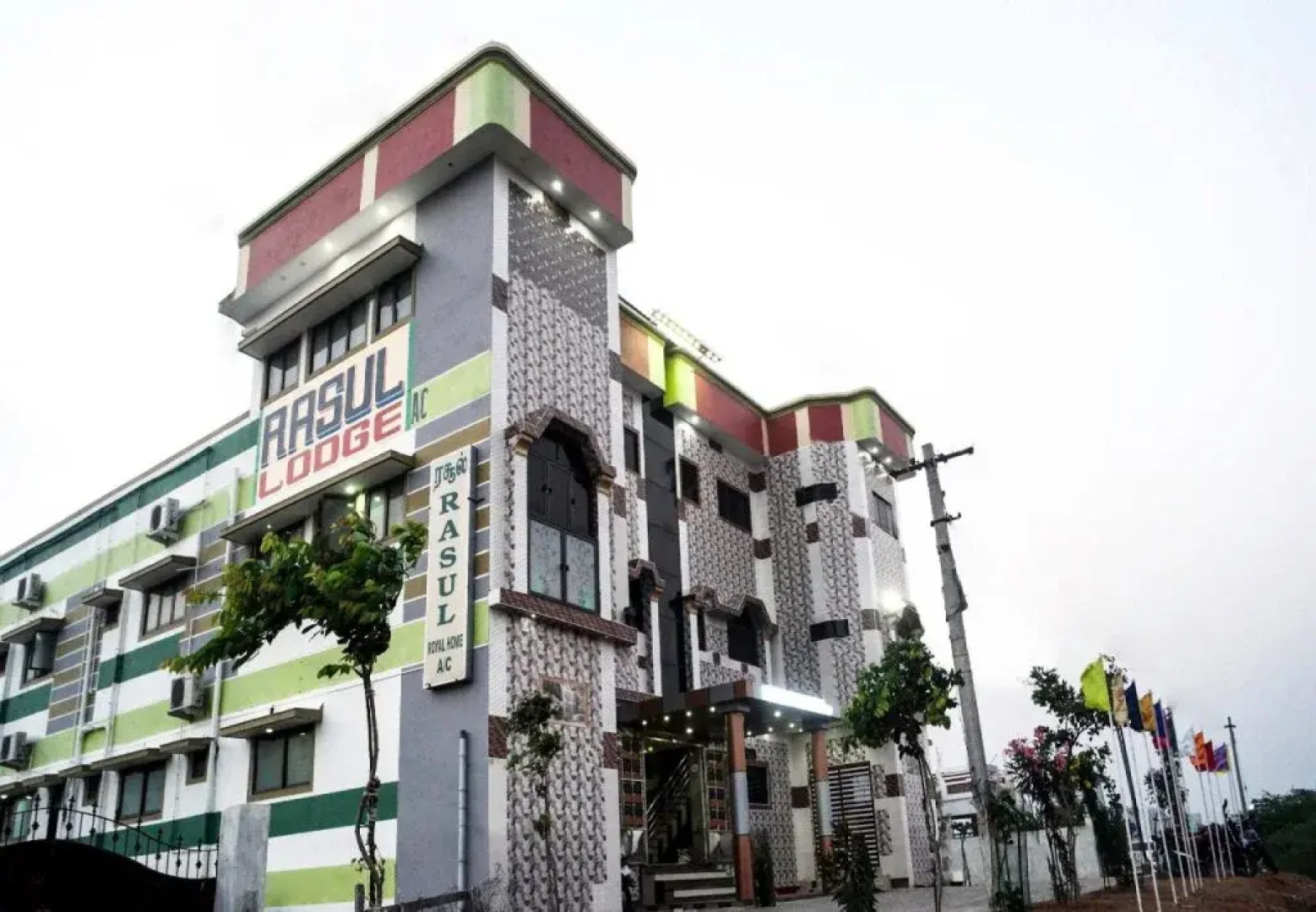 Rasul Royal Home By OYO Rooms