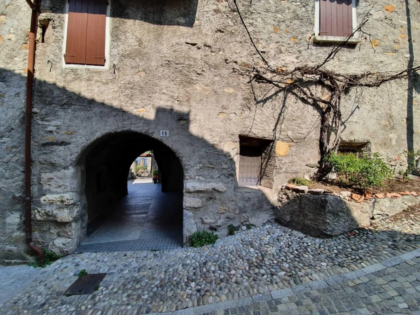 Pleasant holiday home in Marone with balcony/terrace