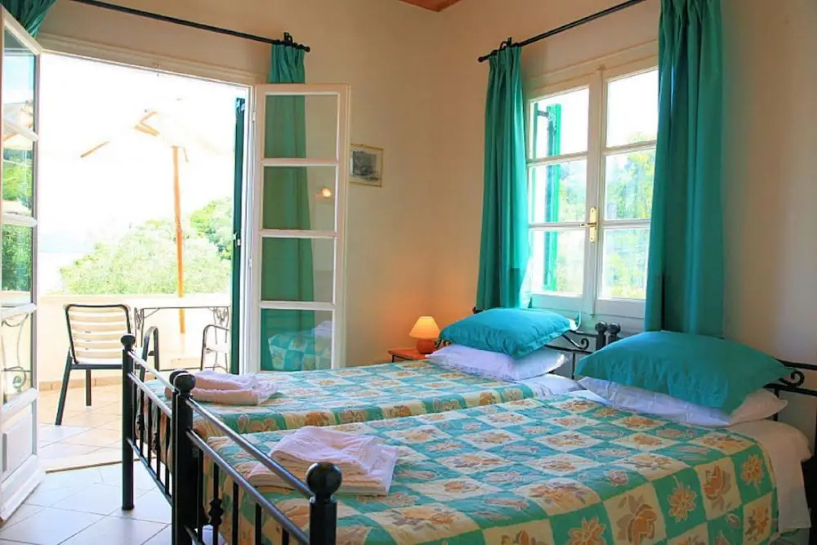 Theophilos 1 Walk to Beach Sea Views A C Wifi Car Not Required - 219