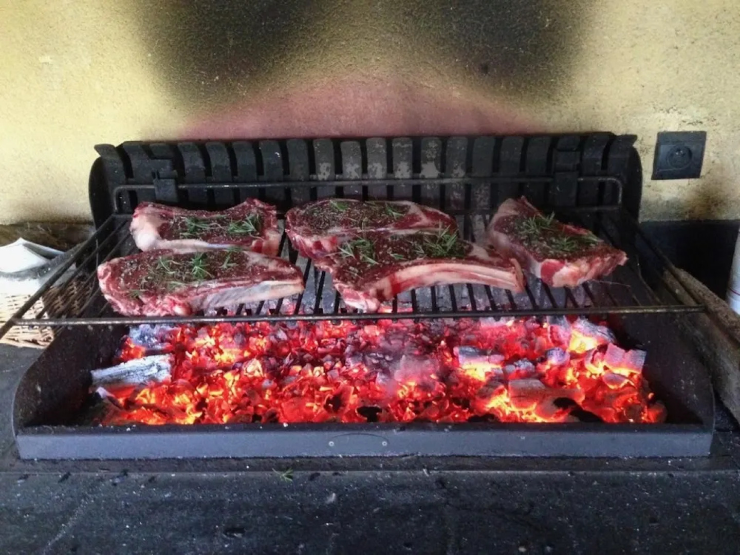 Villa With 4 Bedrooms in Roquefort-la-bédoule, With Private Pool, Encl