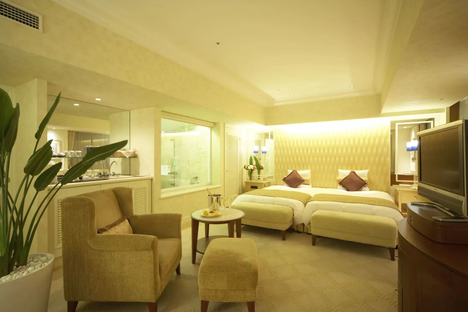 Отель Okura Tokyo Bay