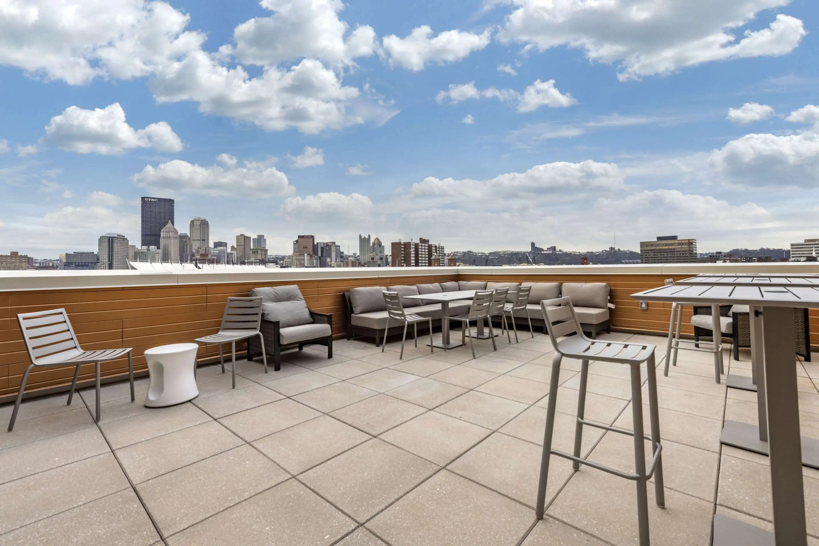 Comfort Inn & Suites Pittsburgh-Northshore