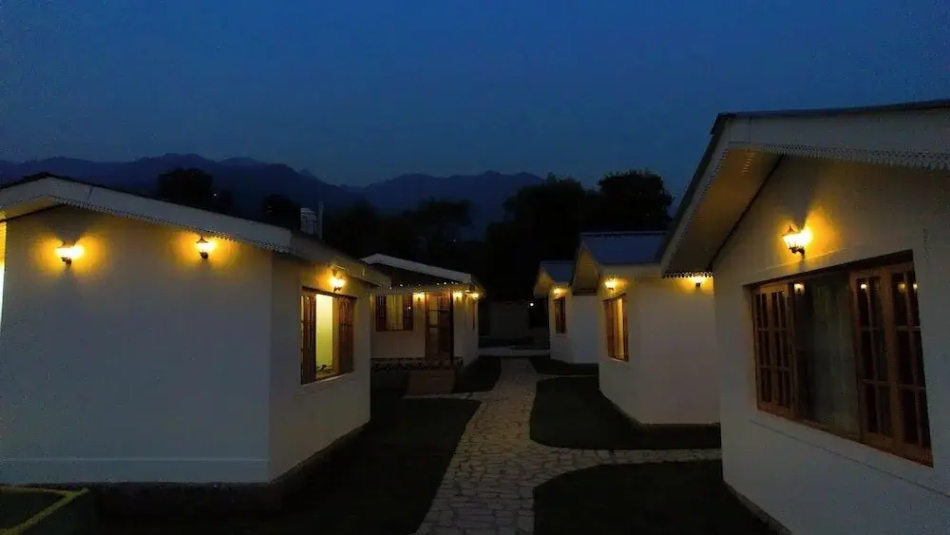 Saanjh Cottages