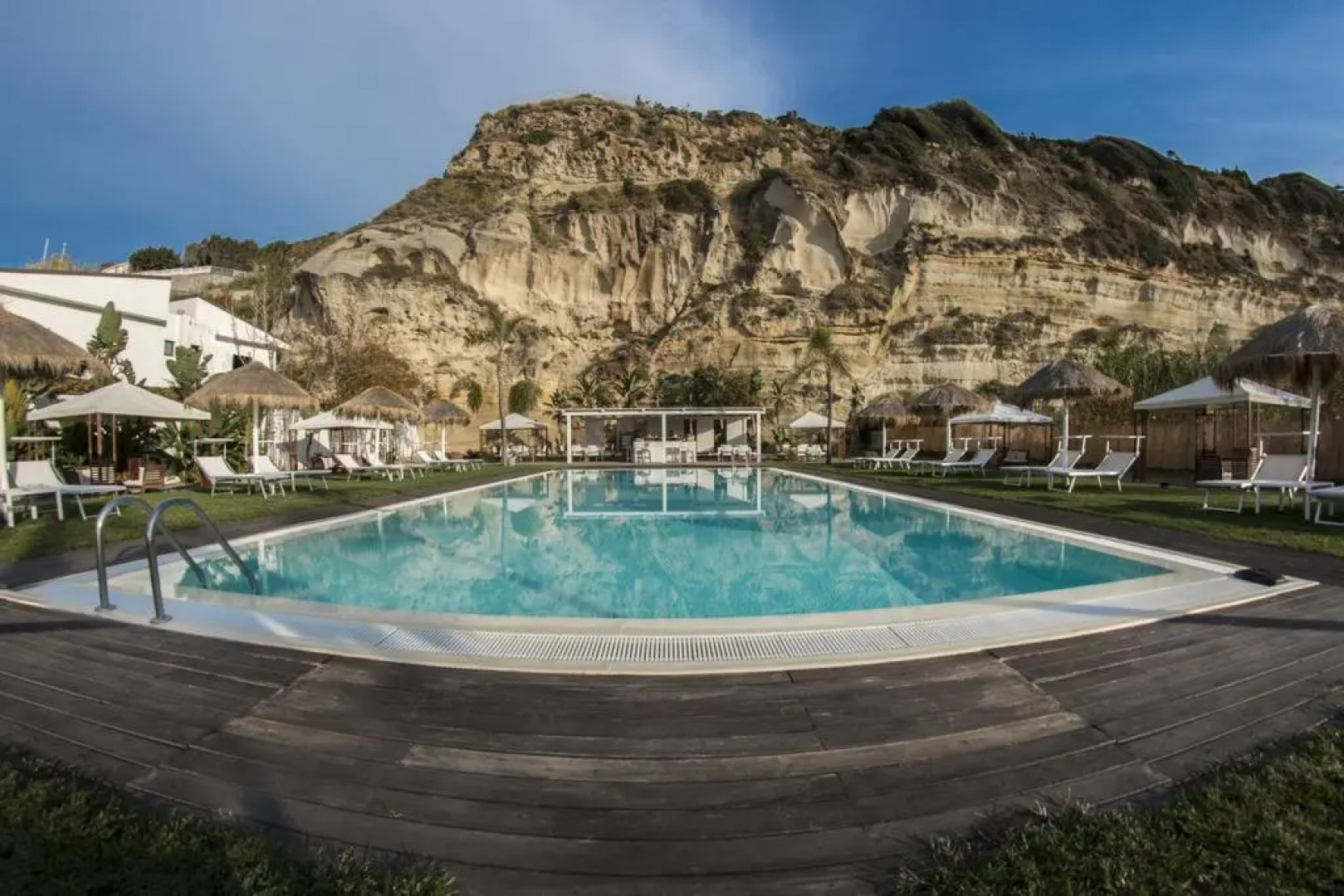 Sunshine Beach Resort