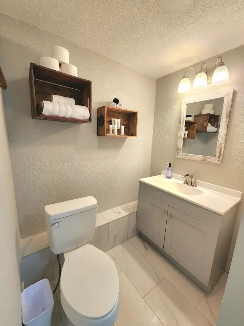 Bear Cave in Shaver Lake