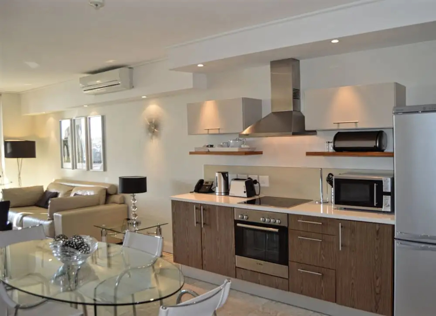 Canal Quays Luxury Apartments