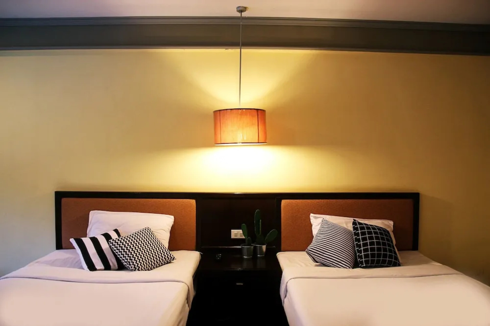 Aekpailin River Kwai Resort