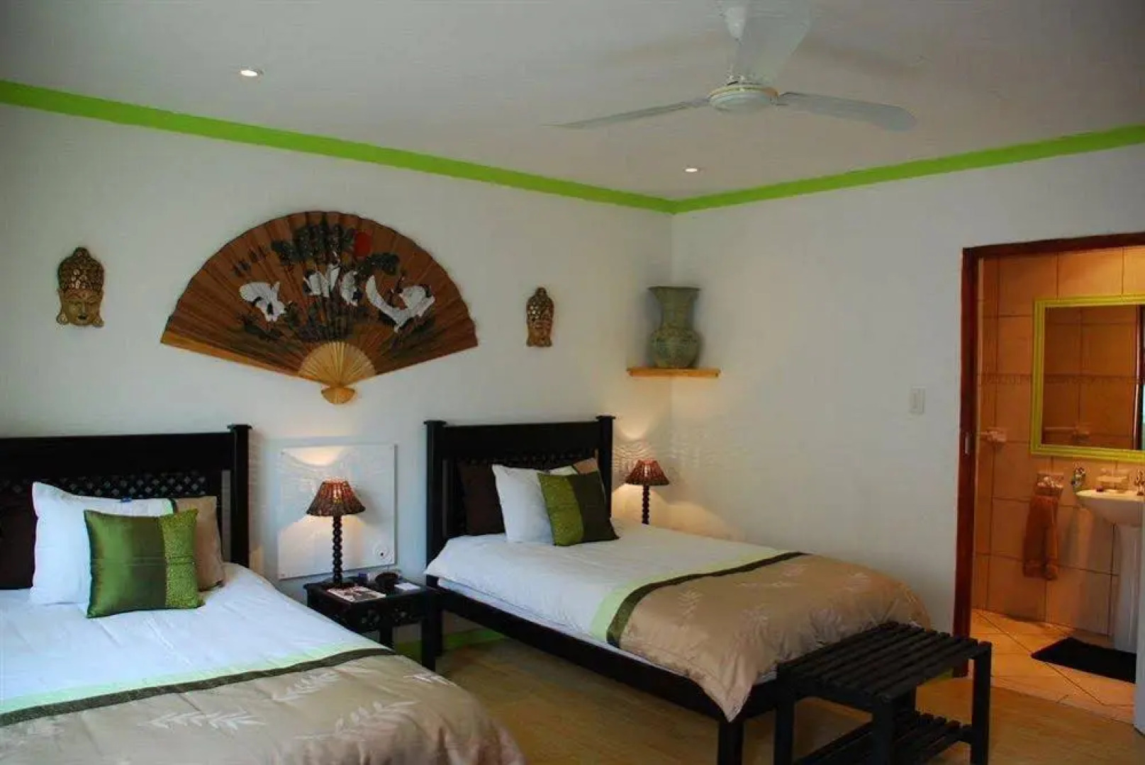 Jax Place Guest House