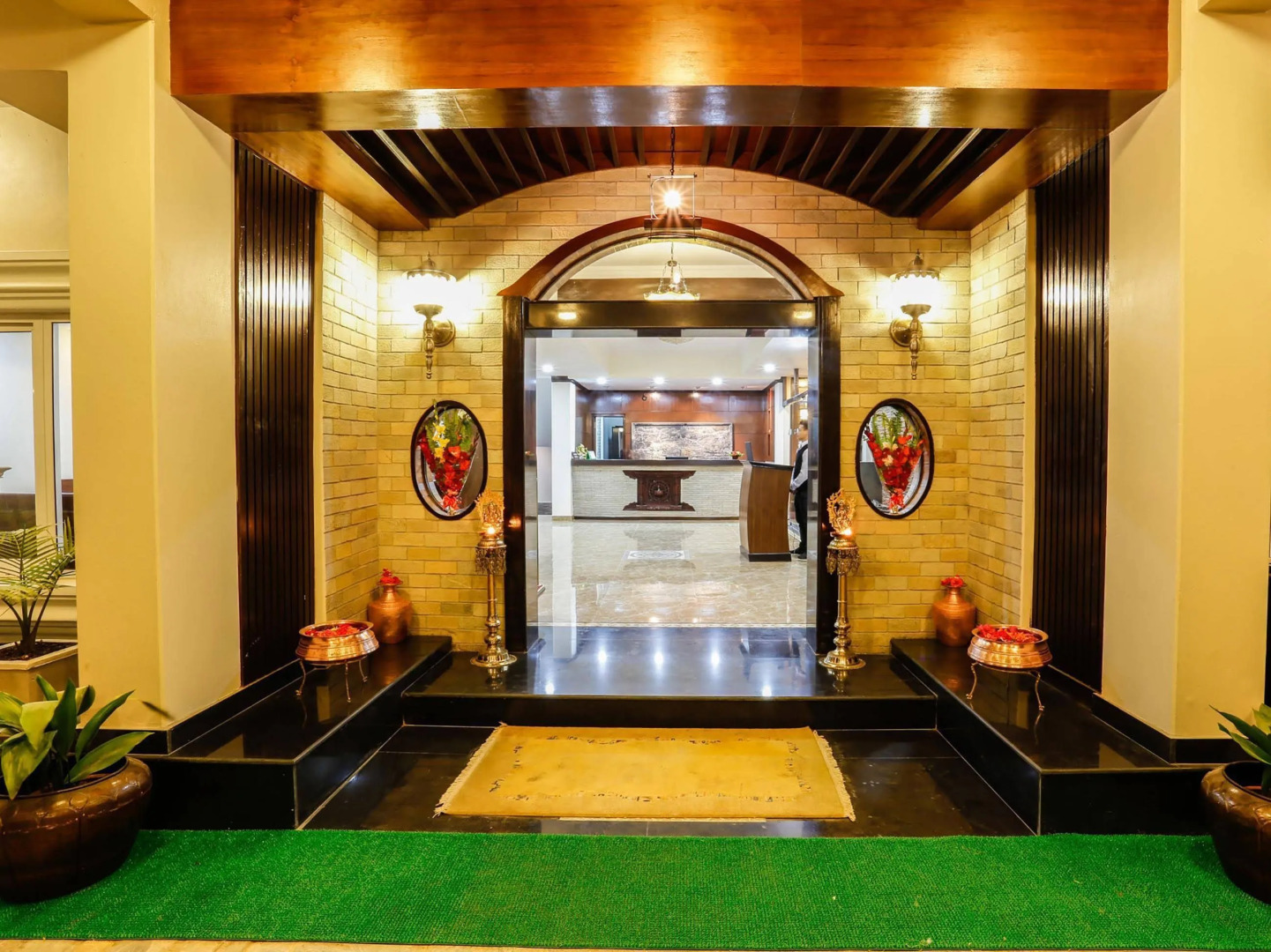 Da Yatra Courtyard Hotel & Resort