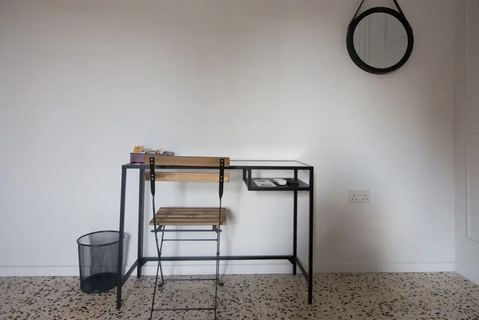 The Burrow City Rooms (Homestay)