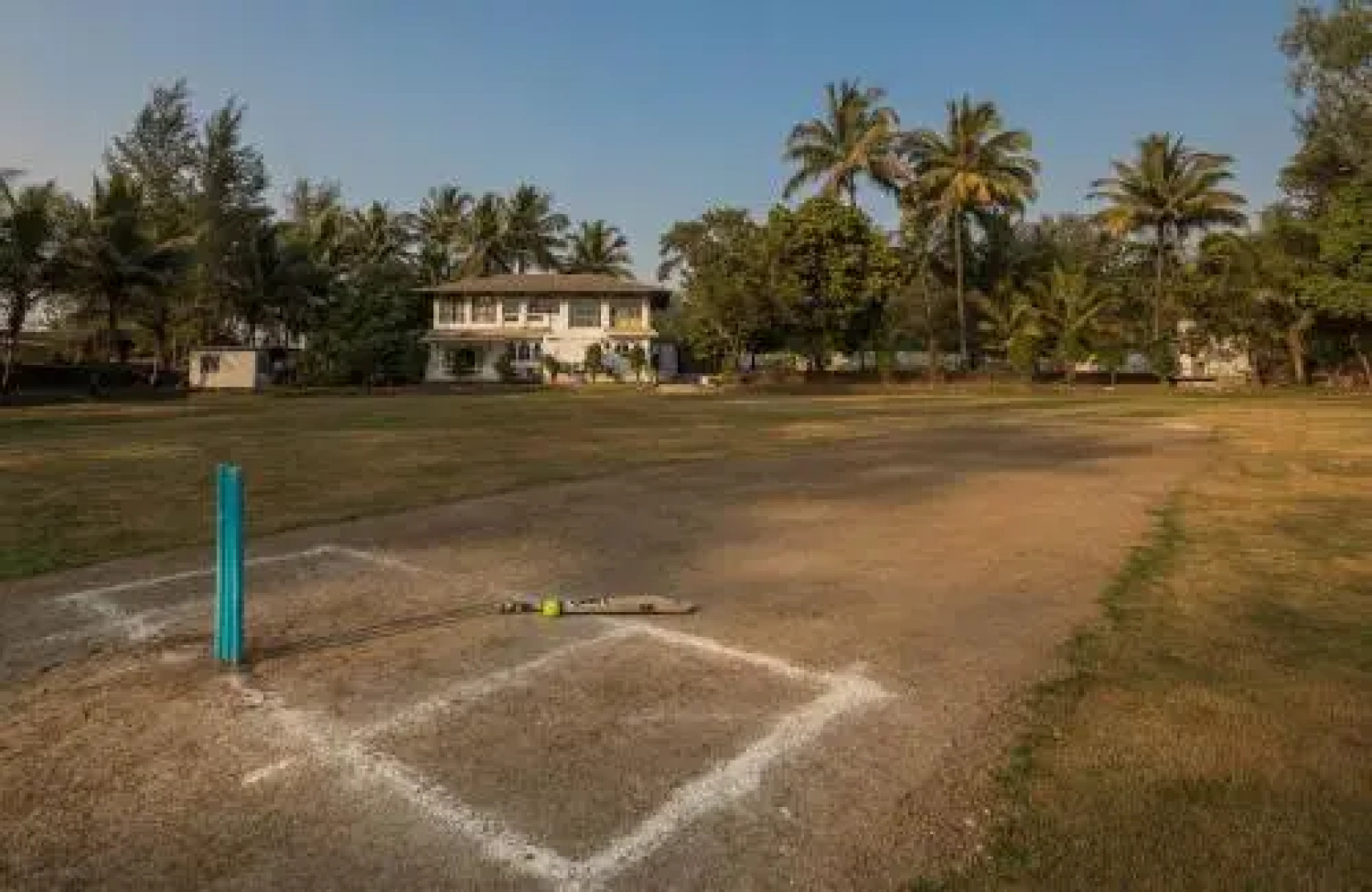 SaffronStays Casa Blanca