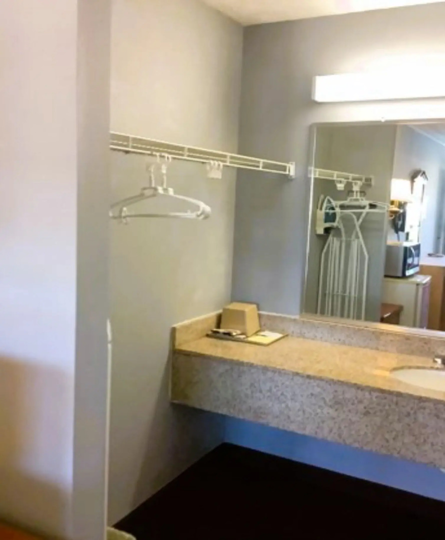 OYO Hotel Georgia near Fairburn/Atlanta