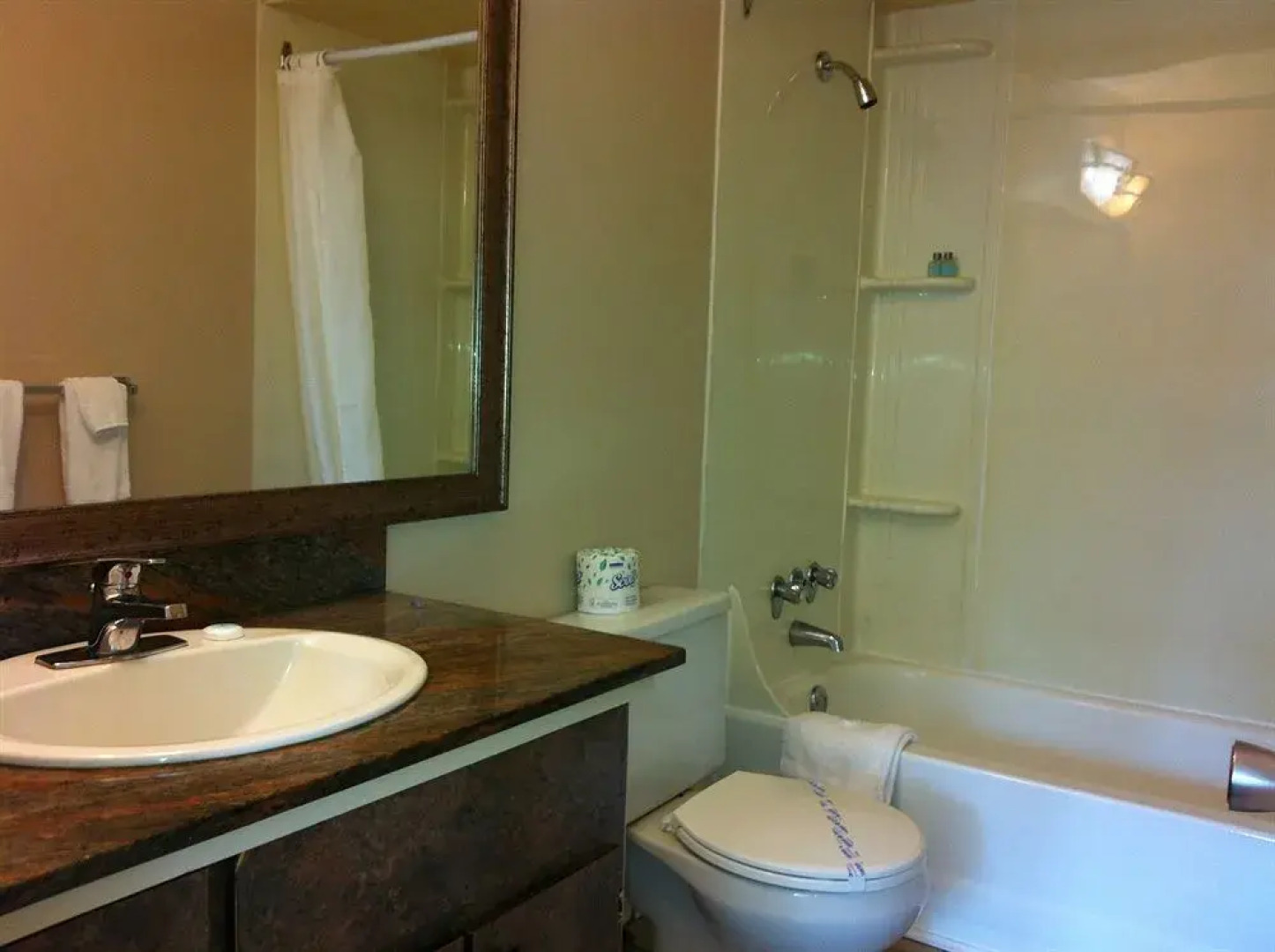 Coquitlam Sleepy Lodge