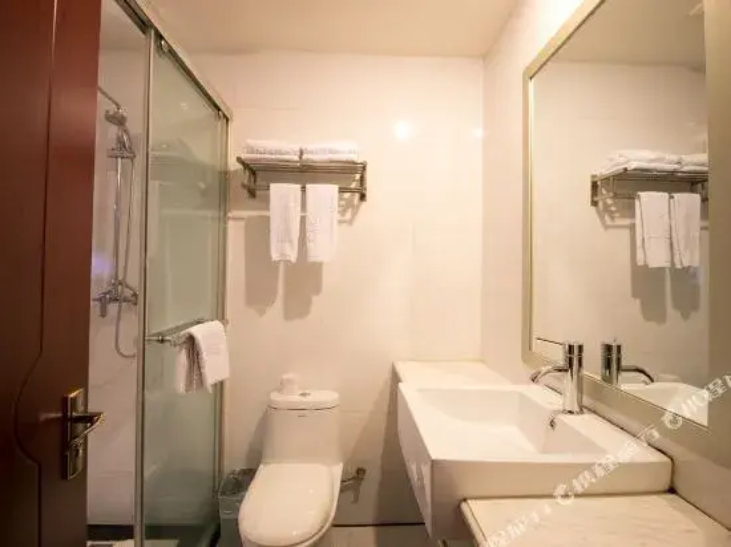 衢州煌家时尚酒店