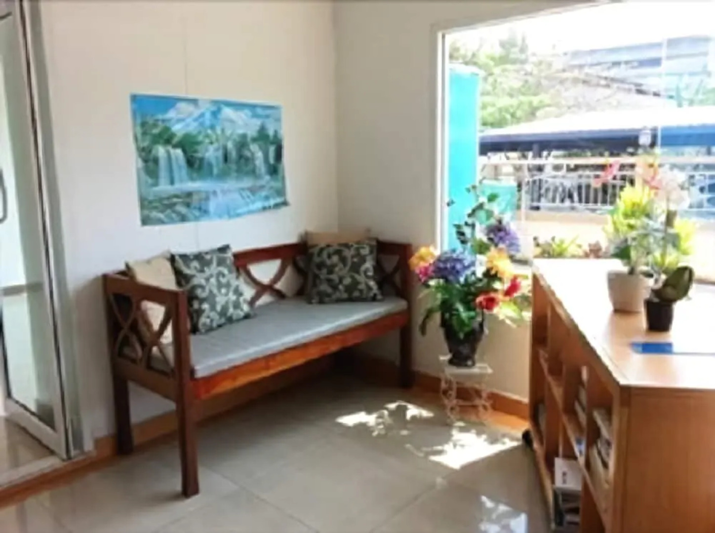 Suchart Leelawadee Home