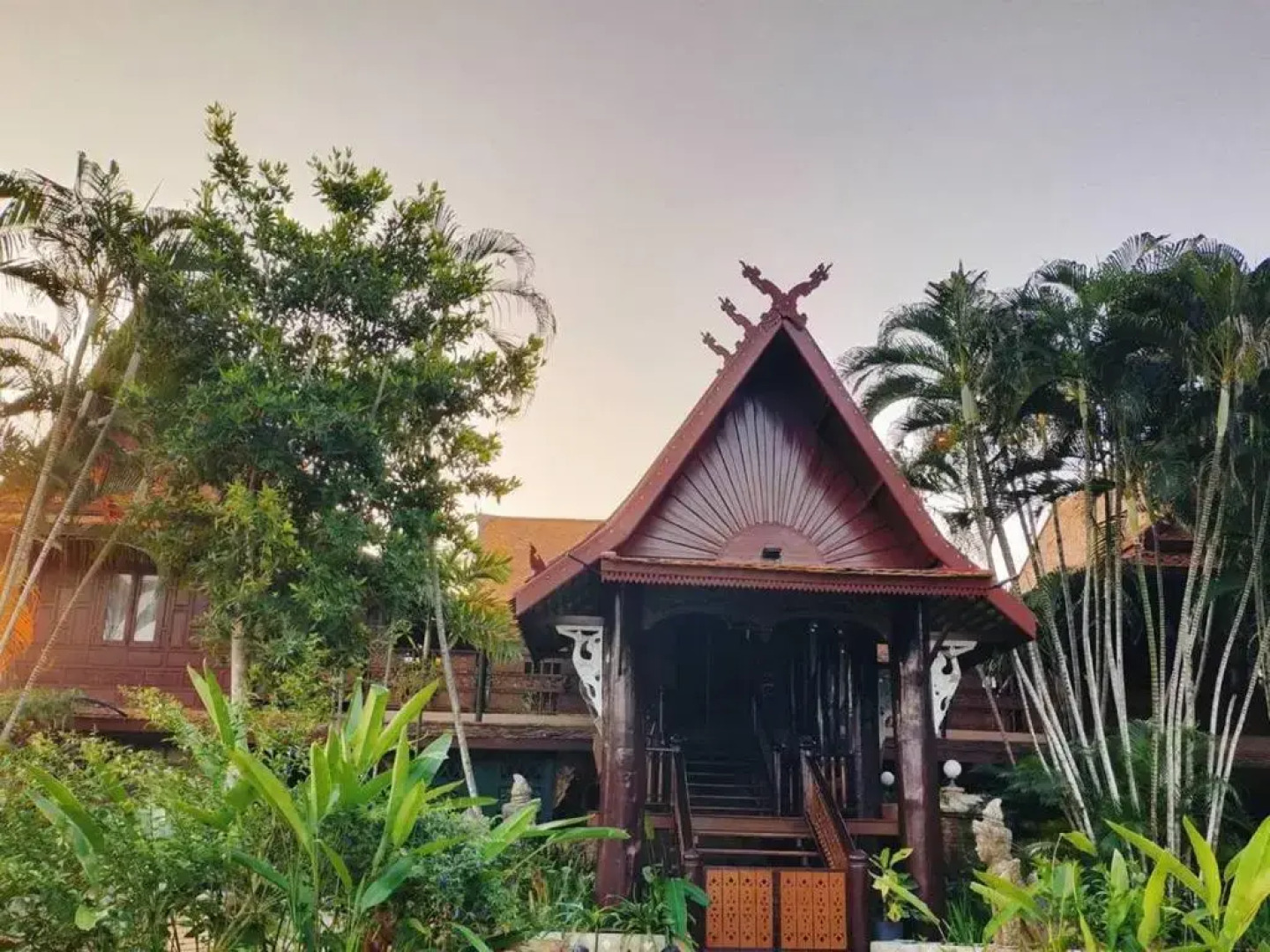 Viewdoi Art and Resort