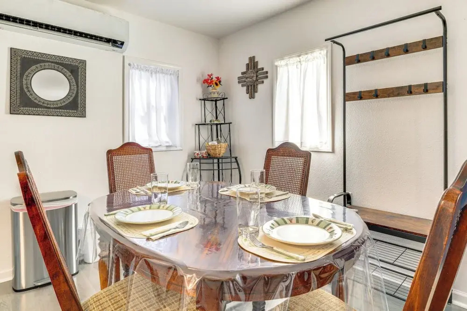 < 1 Mi to Enmu: Pet-friendly Home in Portales!