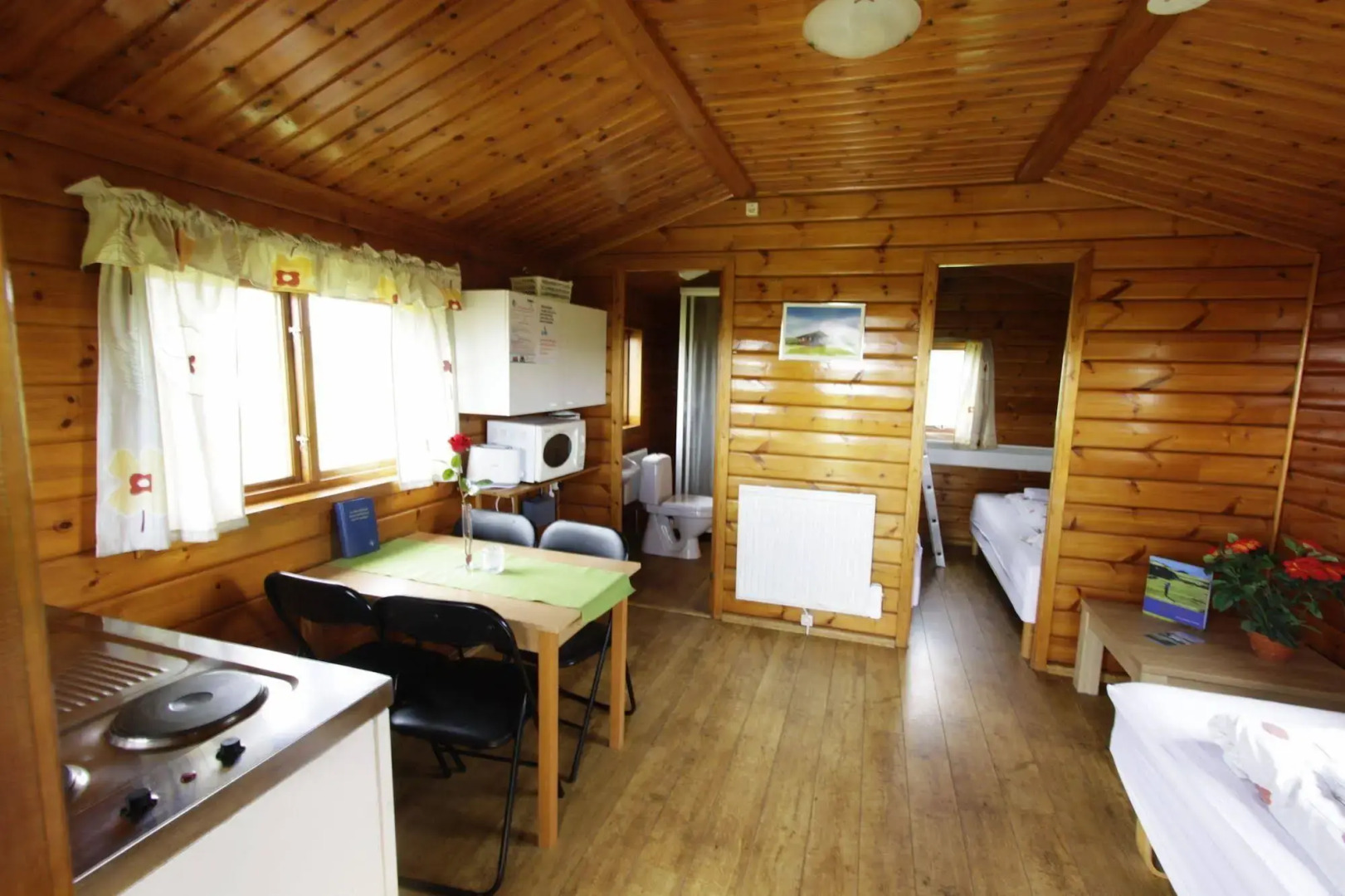 Hellisholar Cottages