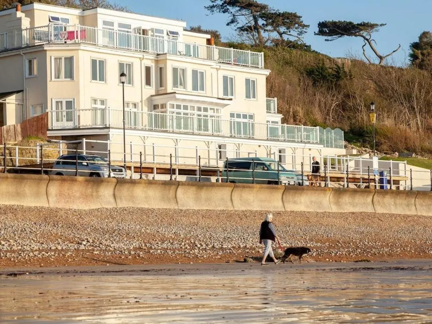 Garden Apartment On The Beach