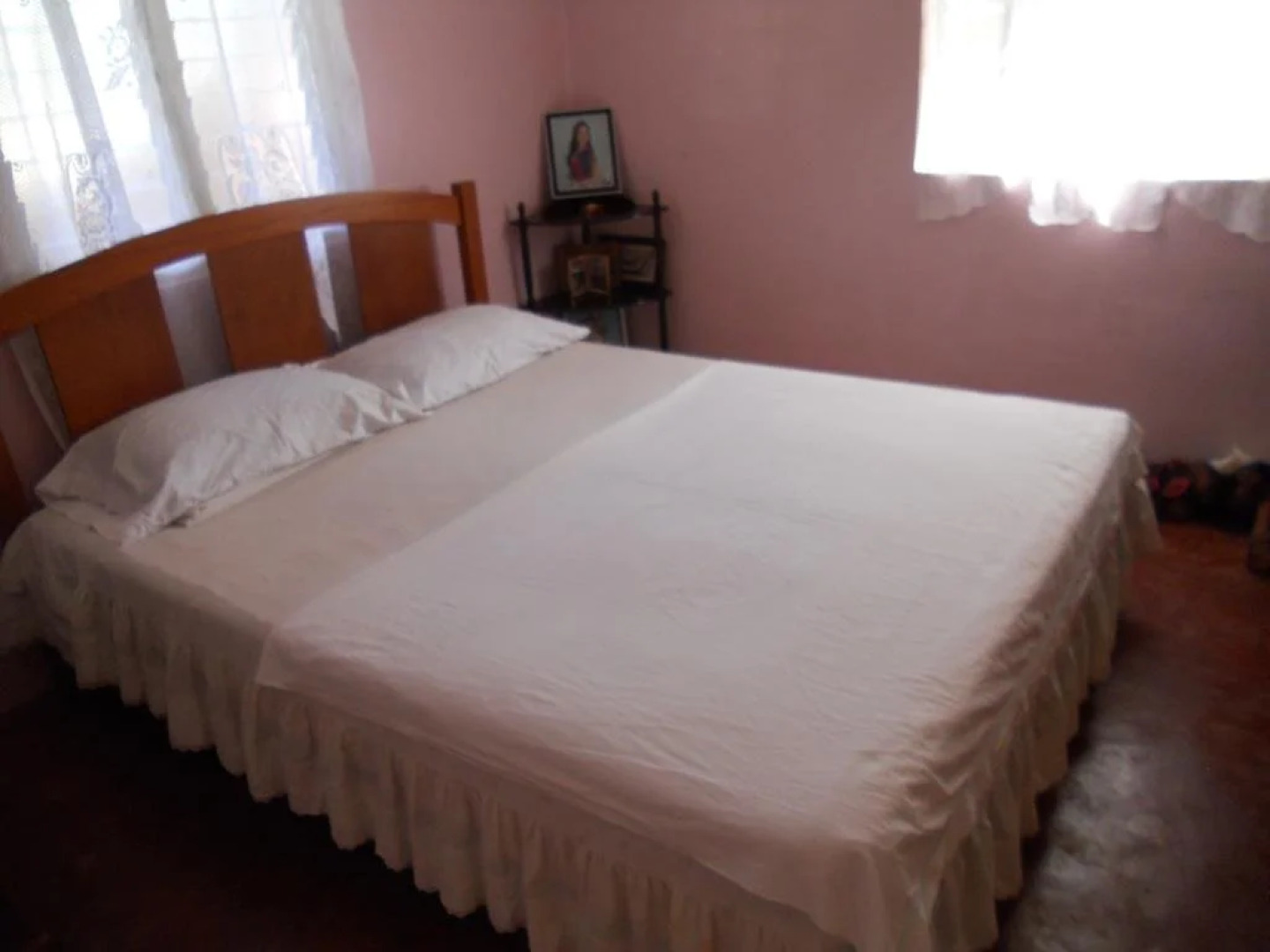 Chona and Christophe Guesthouse - Masbate