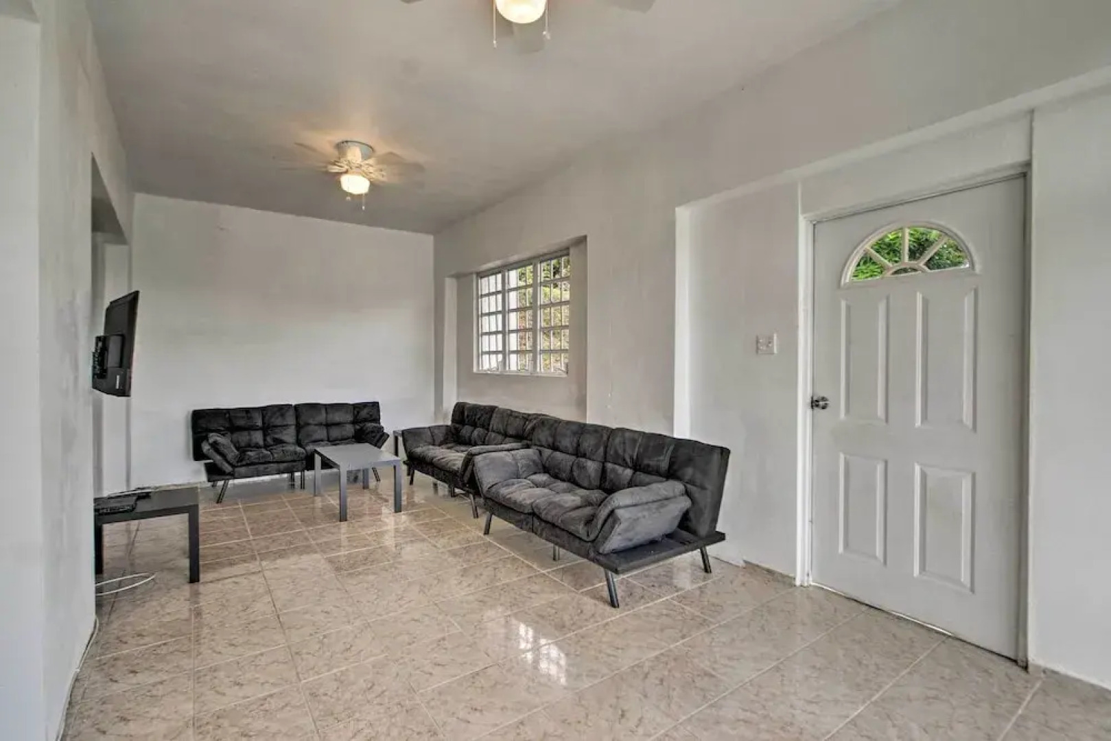 Hilltop Luquillo Home - 5 Mi to El Yunque Frst