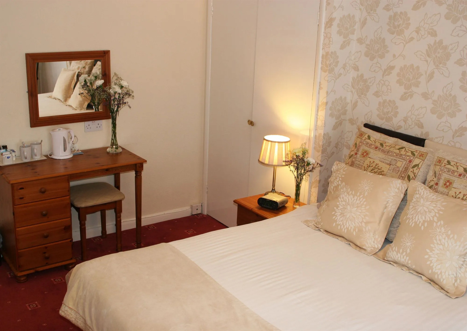 The Kingston Theatre Hotel