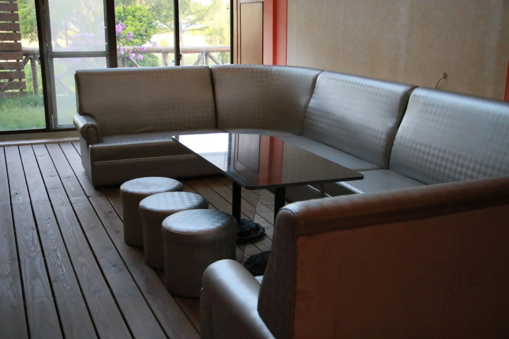 Jinsa Lakeside View Resort