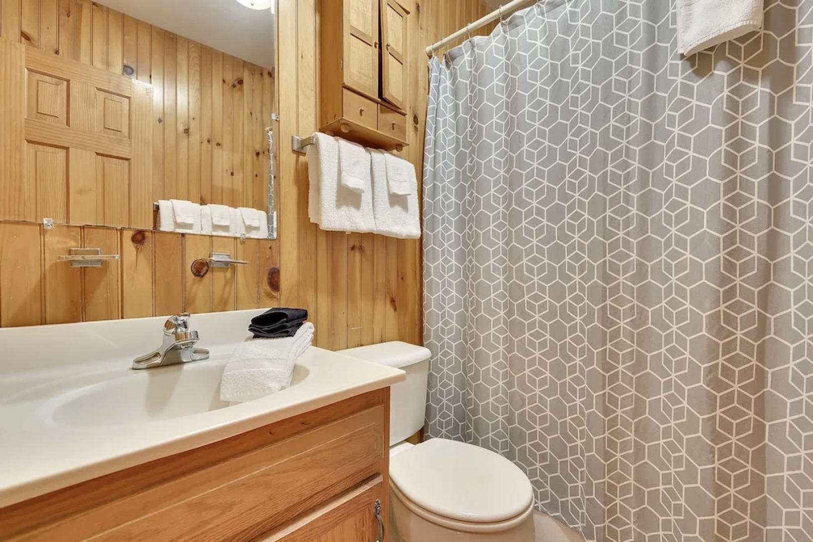 Bluff Mountain Lodge 3 Bedroom Cabin