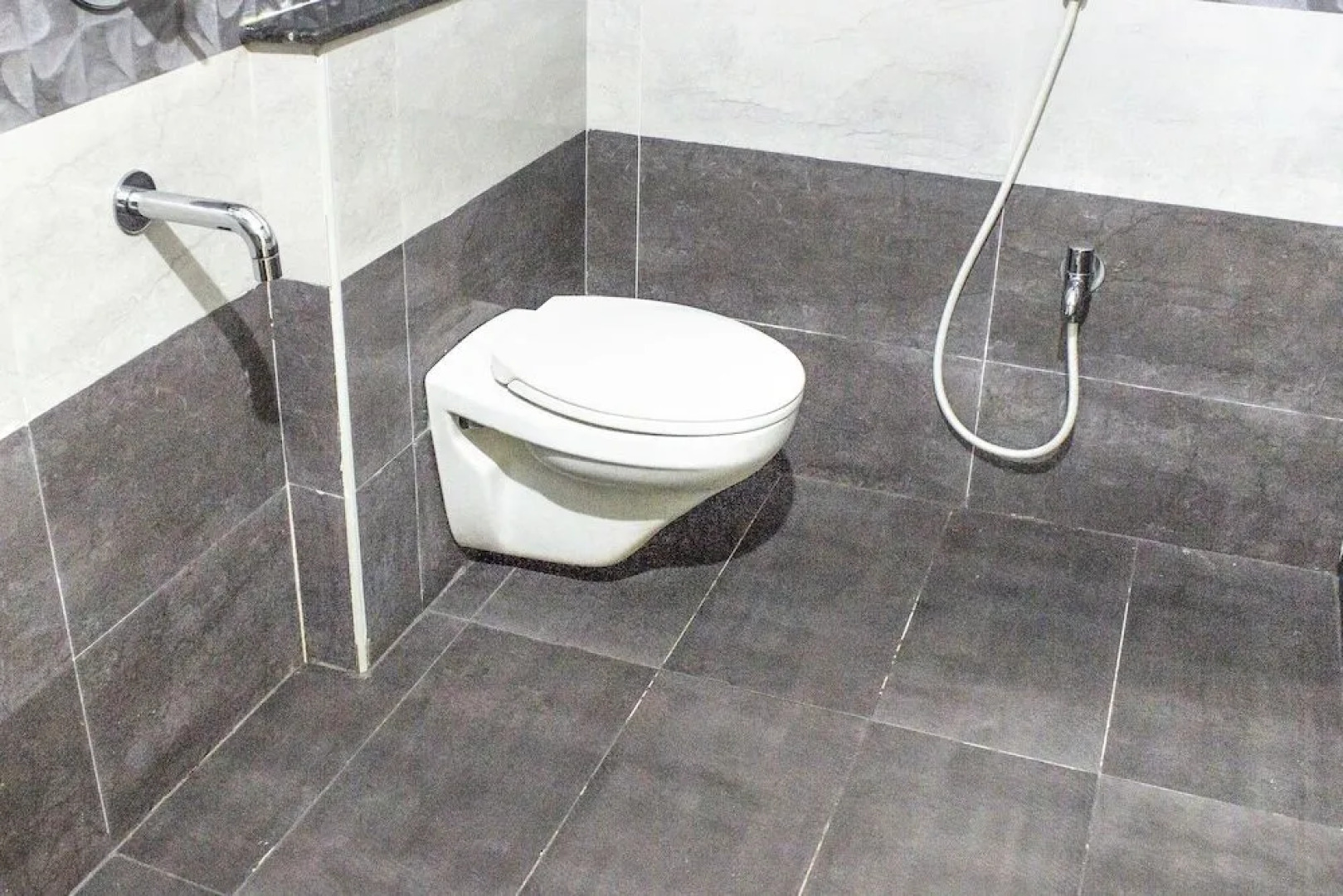 OYO 73795 Karthikeya Pride