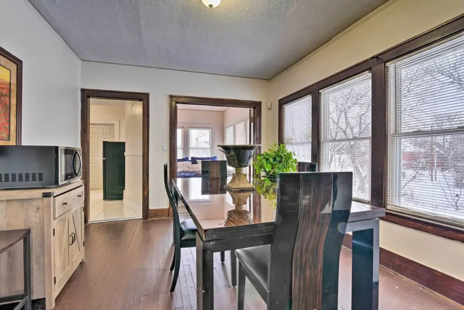 Awesome Detroit Apartment < 3 Mi to Midtown!