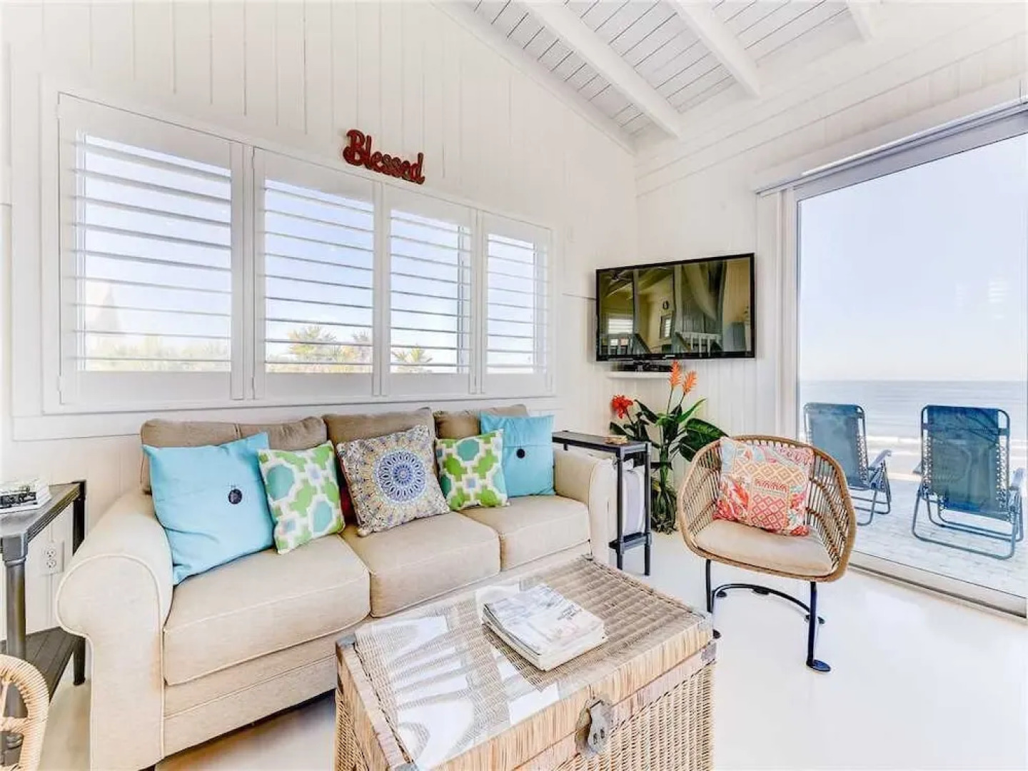 Romantic Beach House, as Seen on Hgtv, 3 Bedrooms, Sleeps 6