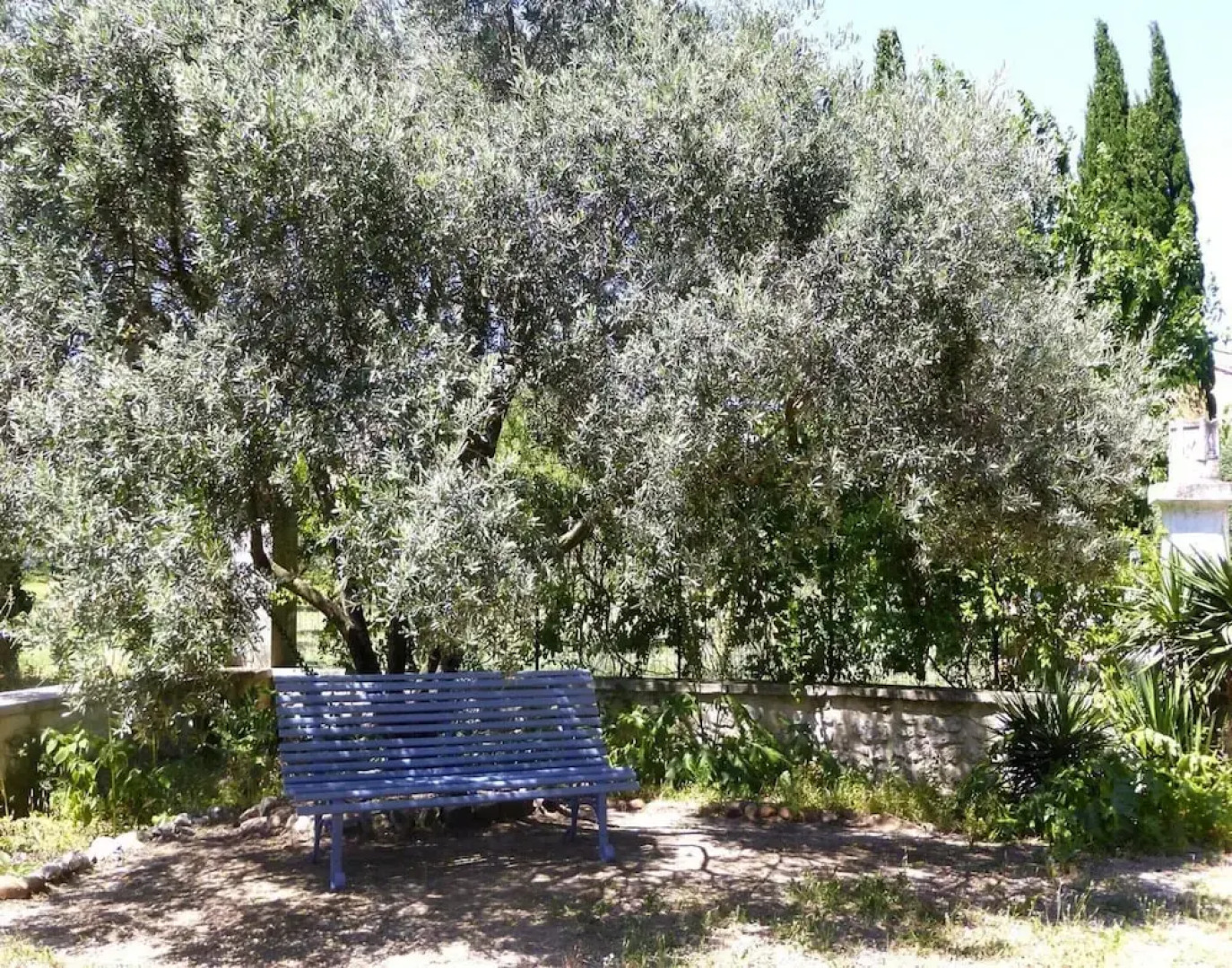 Sunny Provence Home With Terrace