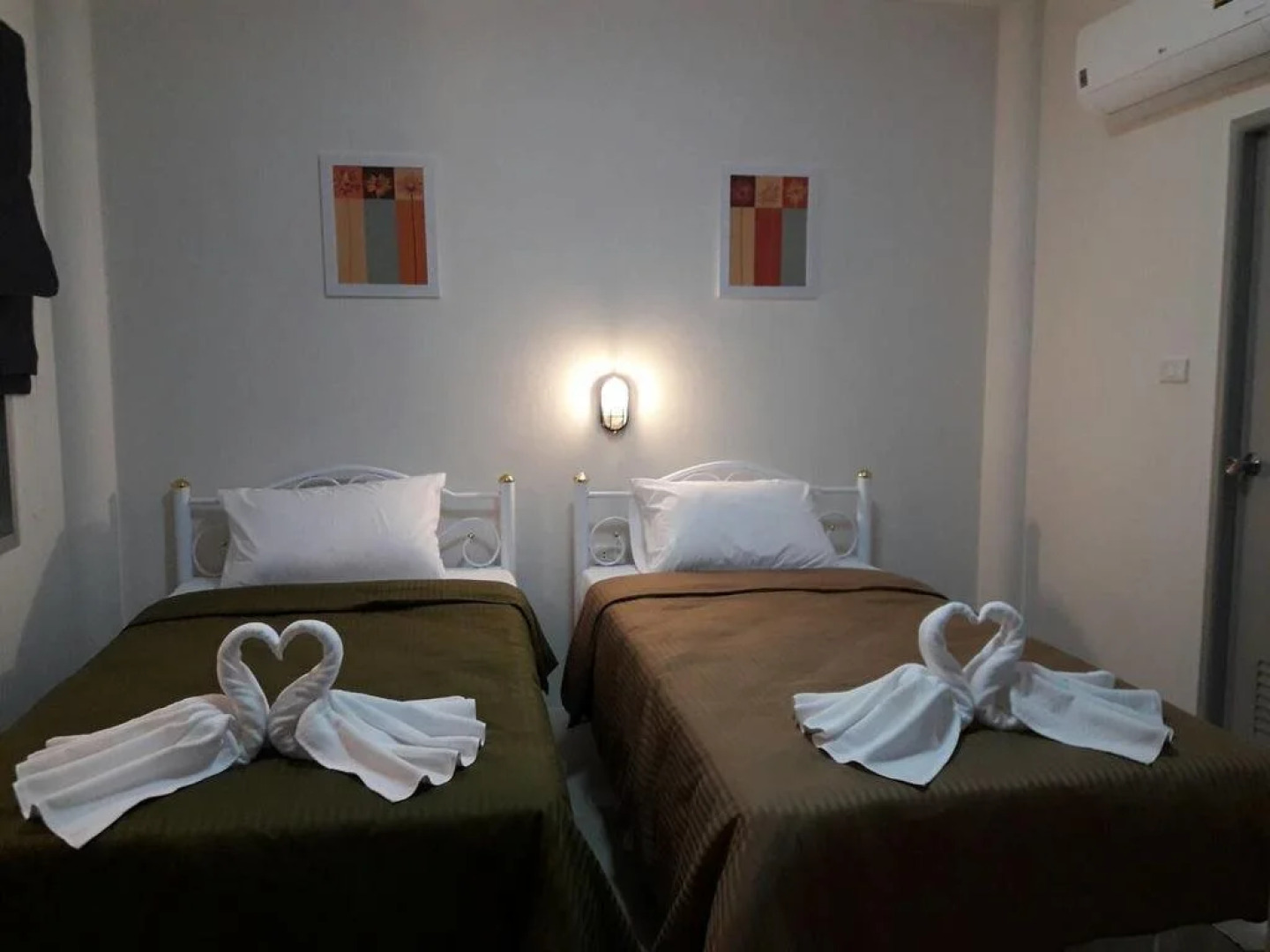 Baansuan Keb Tawan Resort