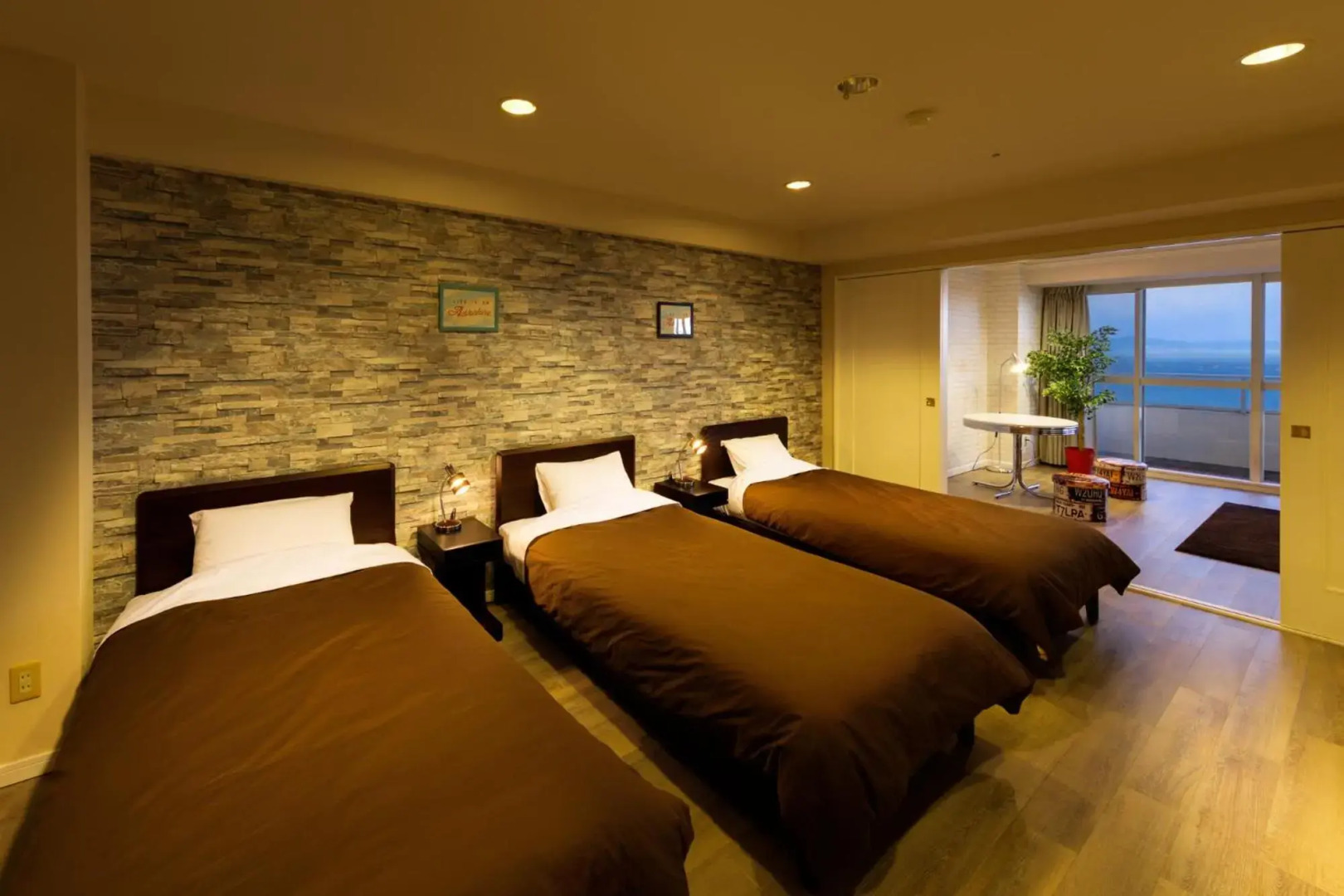 Maholova Minds Miura