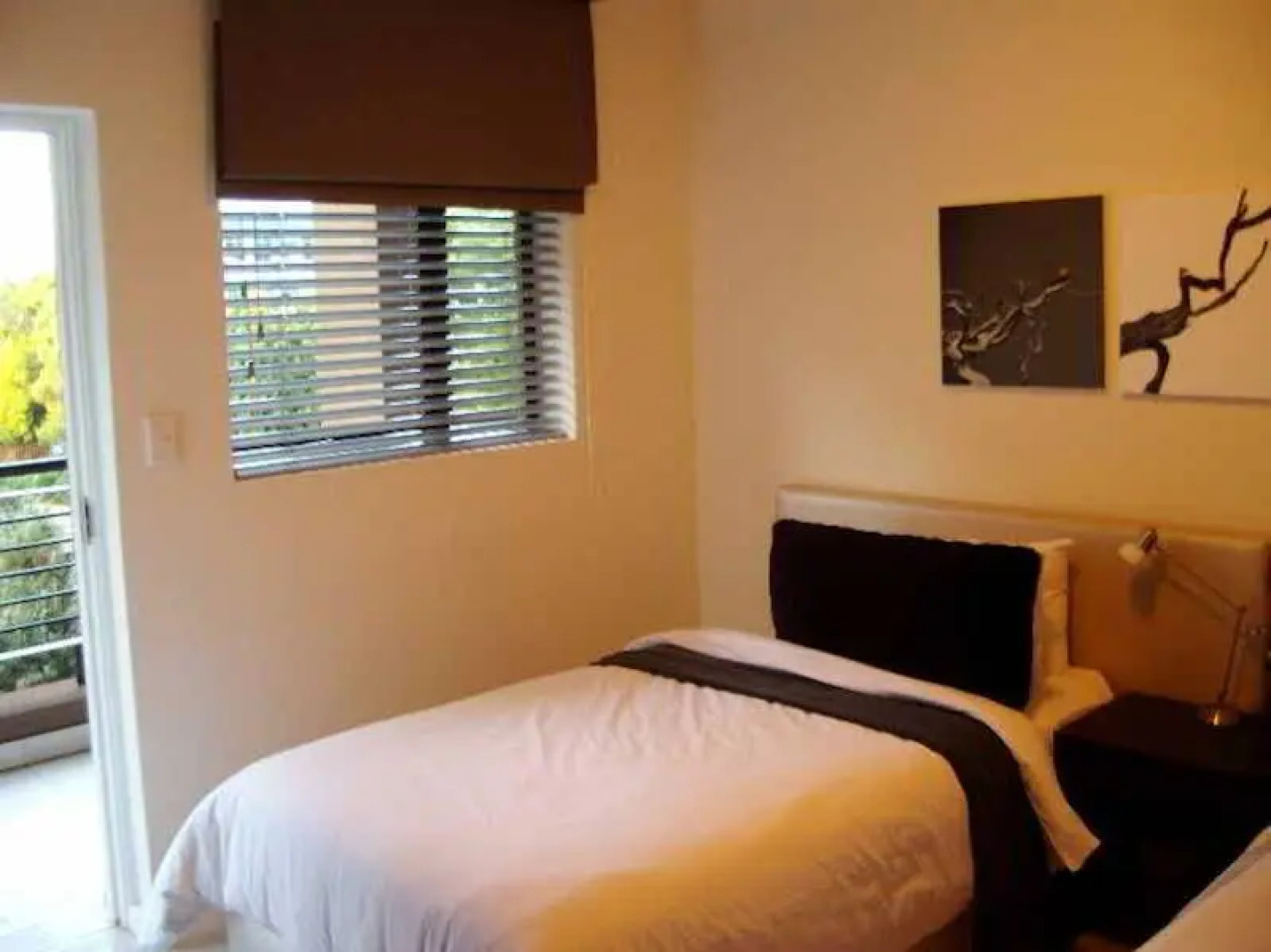 Urban Hip Hotels - The Nicol