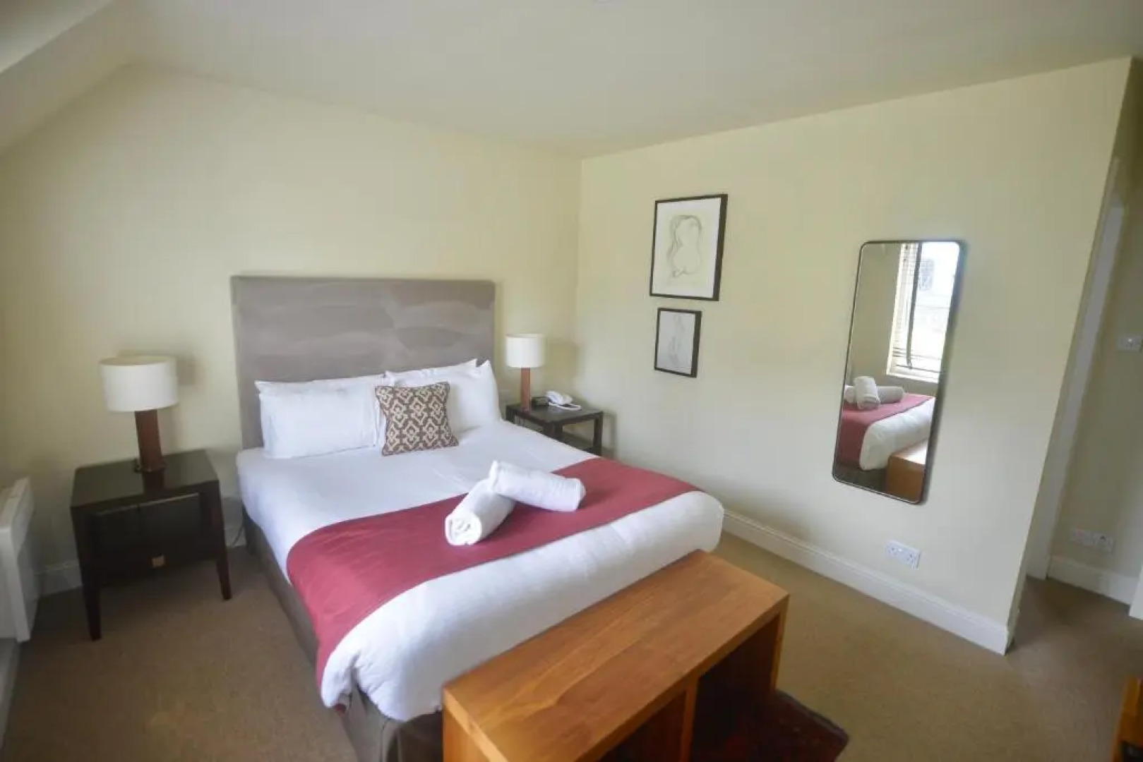 Ryder Cup Lodge Duchally Free WiFi and Free access to Leisure Club Swimming Pool Hot Tub Steam Room and Gym