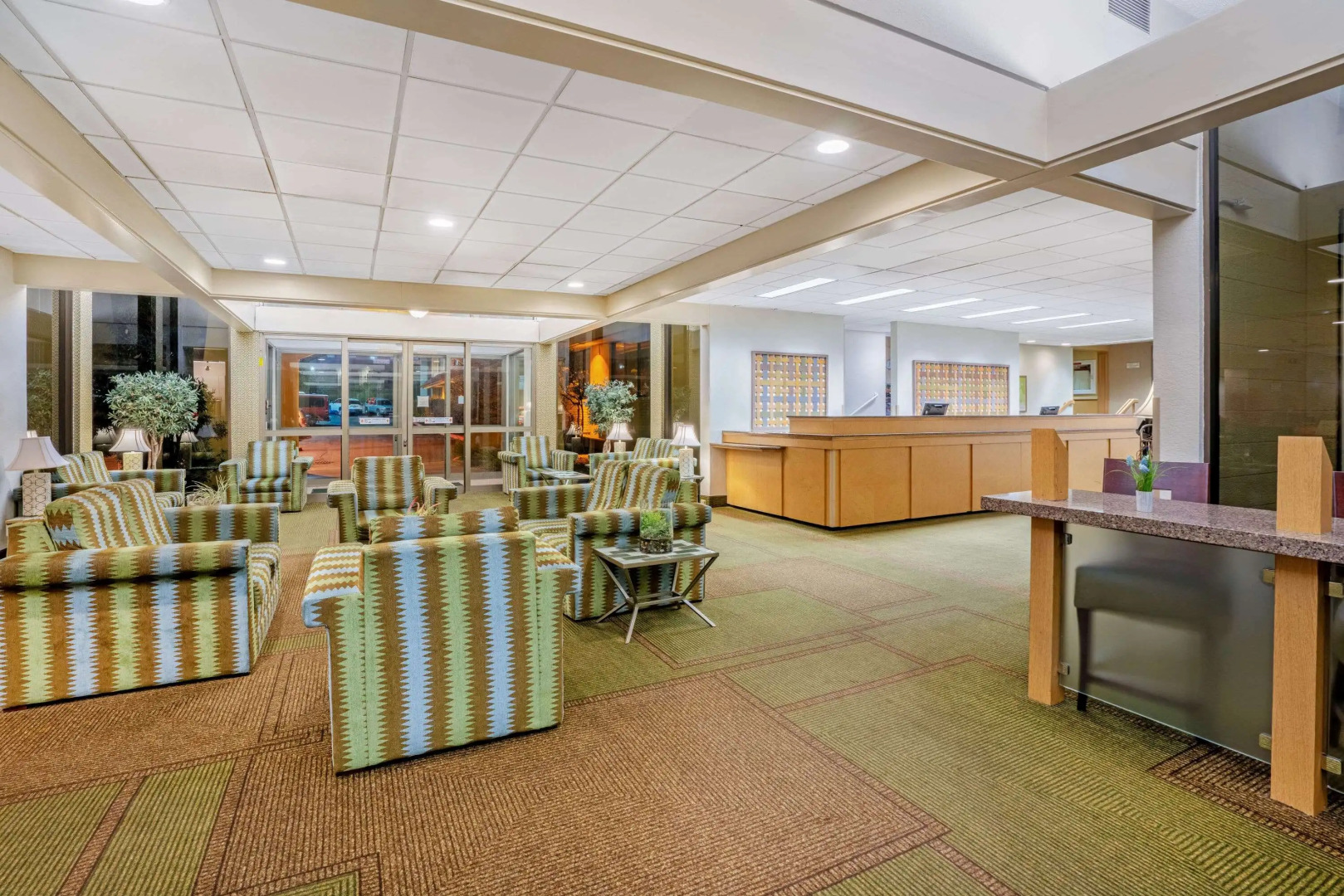 La Quinta Inn & Suites by Wyndham Seattle Sea-Tac Airport