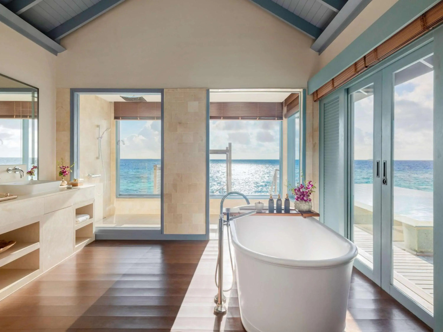 The Halcyon Private Isles Maldives, Autograph Collection