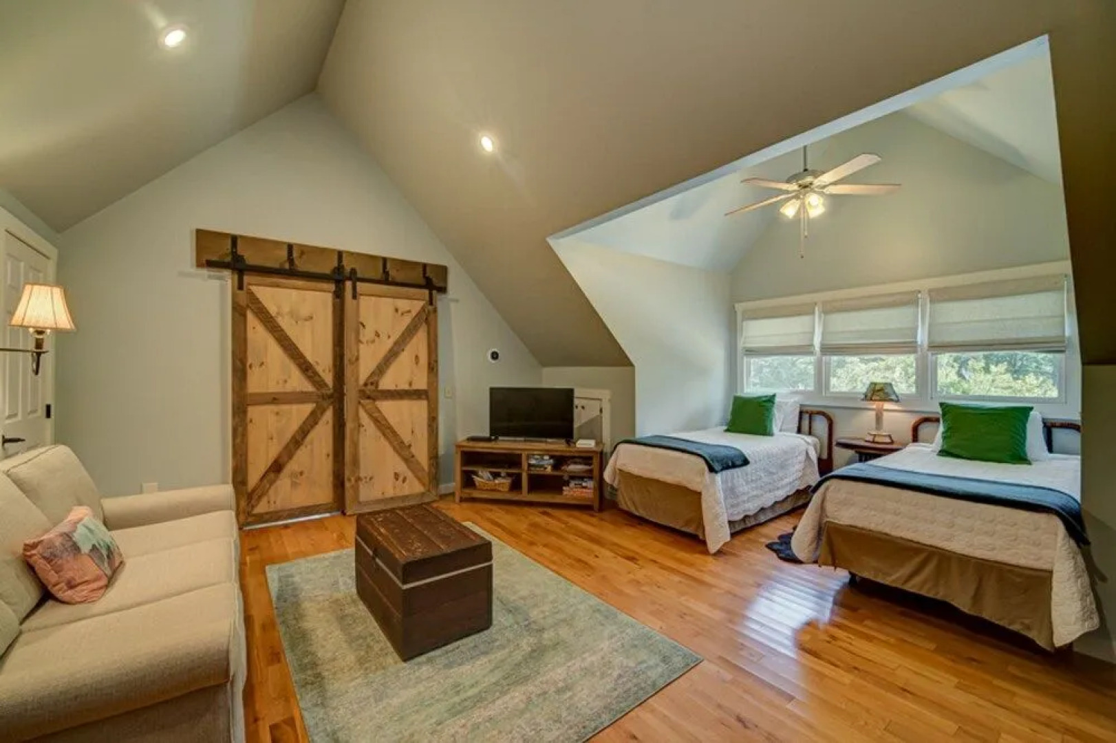 Toccoa Lookout Cottage by Escape to Blue Ridge