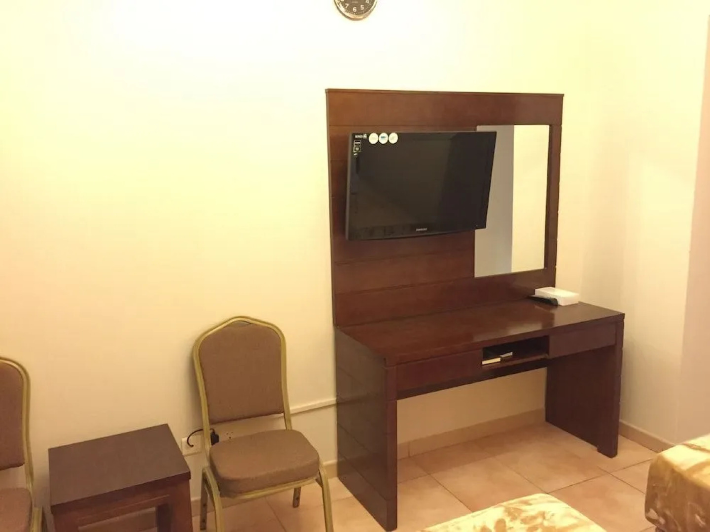 Manazil Alaswaf Hotel