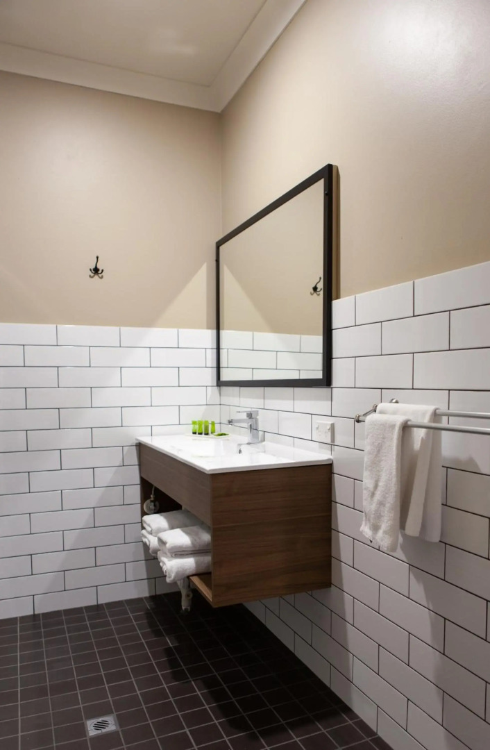 Nightcap at Archer Hotel