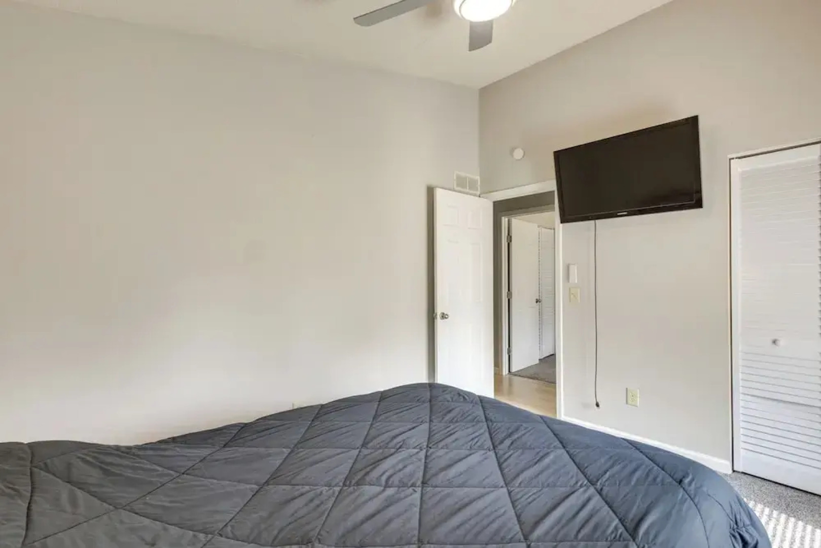 Lakefront Family Home 13 Mi From Gateway Arch!